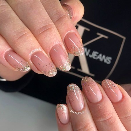 Semi-permanent nail polish color: Fantasy Platinum Semi-permanent Gel Polish - 01P Nailfor €7.99