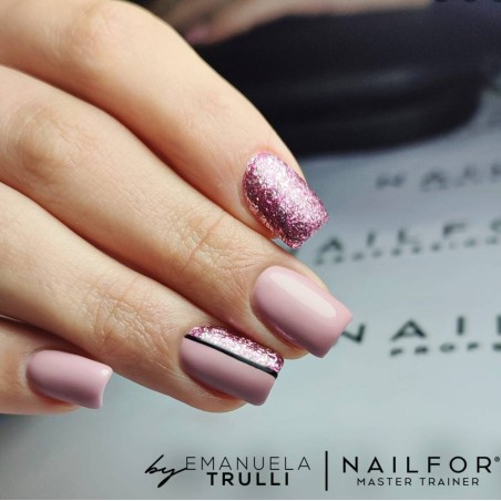 Vernis à ongles semi-permanent couleur : Fantasy Platinum Vernis Gel Semi-permanent - 18P Nailfor 7,99 €