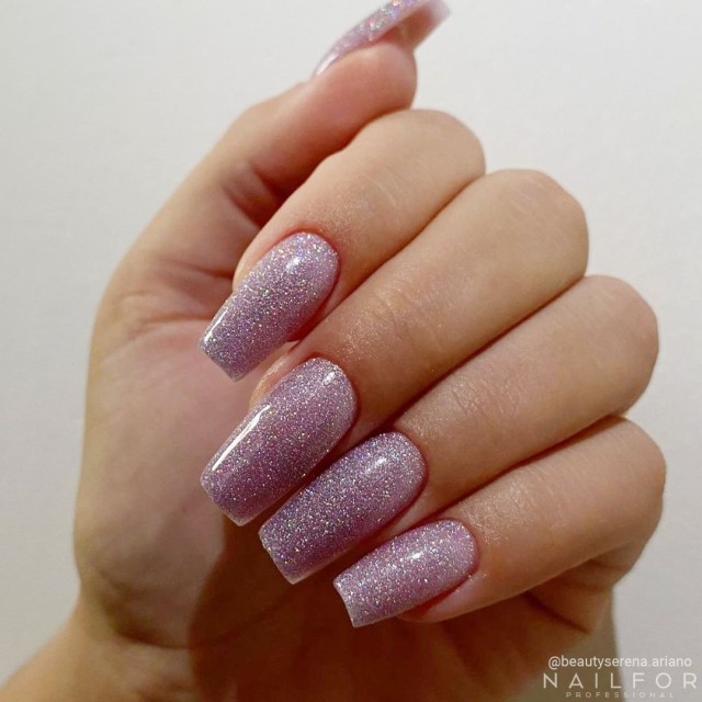 Esmalte de uñas semipermanente color: Fantasy Platinum Esmalte Gel semipermanente en gel - 21P Nailfor 7,99 €