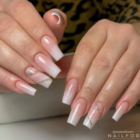 Semi-permanent nail polish color: Fantasy Semi-permanent Gel Polish - 002 FAN Pastel White Nailfor €6.99