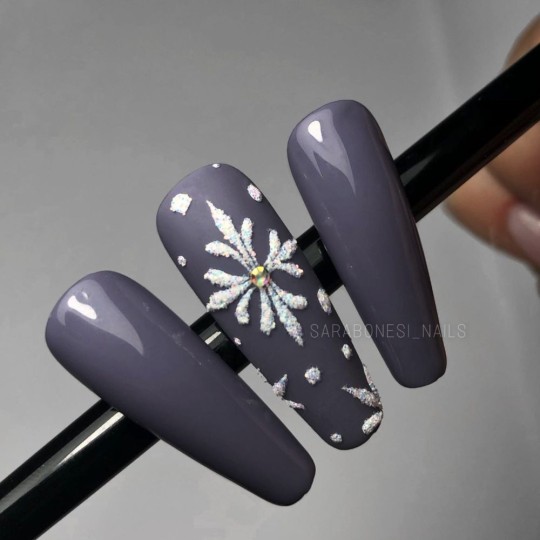 Semi-permanent nail polish color: Fantasy Semi-permanent Gel Polish - 022FAN Nailfor €6.99 2