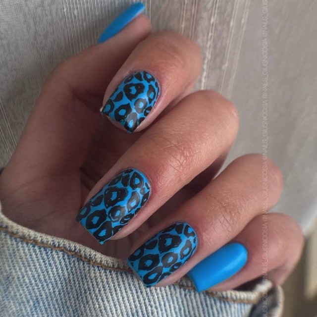 Semipermanente smalto colore per unghie: FANTASY Smalto Gel Semipermanente - 074FAN Nailfor 6,99 €