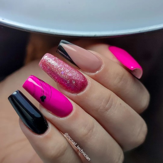 Semi-permanent nail polish color: Fantasy Semi-permanent Gel Polish - 114FAN Nailfor €6.99 2