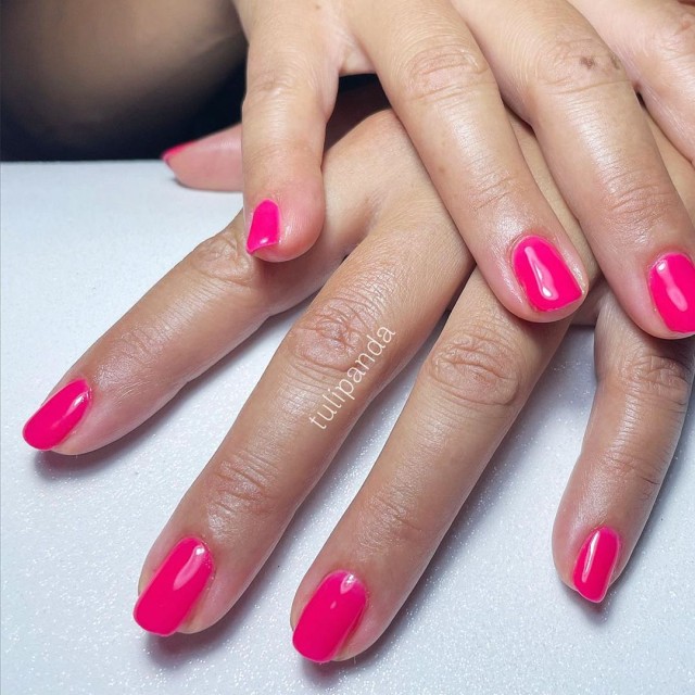 Semi-permanent nail polish color: Fantasy Semi-permanent Gel Polish - 147FAN Nailfor €6.99