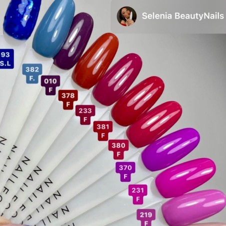 Semi-permanent nail polish color: Fantasy Semi-permanent Gel Polish - 219 Nailfor €6.99