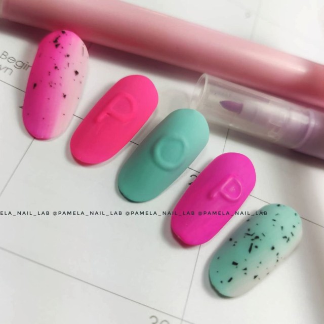 Vernis à ongles semi-permanent couleur : Fantasy Semi-permanent Gel Polish - 366 Nailfor 6,99 €