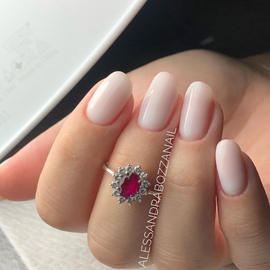 GEL SEMIPERMANENTE BASE DE FIBRA - MILKY 2