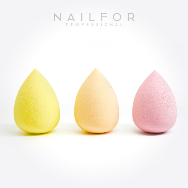 COLORED MAKE -UP SPONGES - 3 PASTEL PATCHES