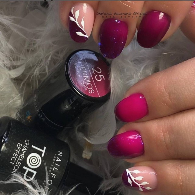 Vernis à ongles semi-permanent couleur : Thermos VERNIS À ONGLES SEMI-PERMANENT 25TH Nailfor 8,99 €