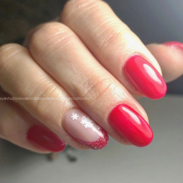 Semi-permanent nail polish color: Fantasy Semi-permanent Gel Polish - 190FAN Nailfor €6.99