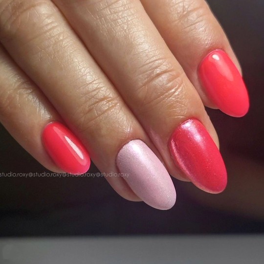Semipermanente smalto colore per unghie: FANTASY Smalto Gel Semipermanente - 180FAN Nailfor 6,99 € 2