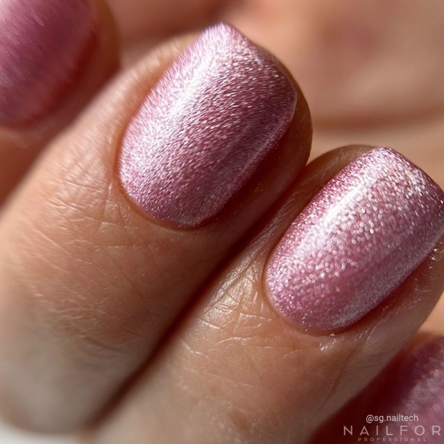 Semipermanente smalto colore per unghie: NEW CAT EYE 5D 30 Pink Nailfor 12,99 €