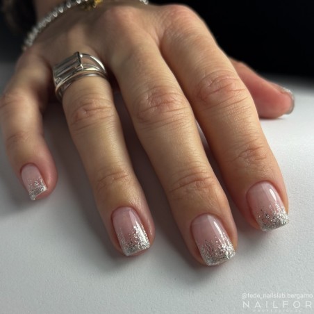 Semi-permanent nail polish color: Fantasy Semi-permanent Gel Polish - 311 silver silver glitter Nailfor €6.99 Semi-permanent nail polish color: Fantasy Semi-permanent Gel Polish - 311 silver silver glitter Nailfor €6.99