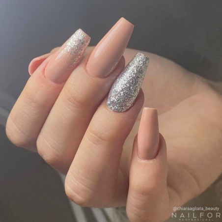 Semi-permanent nail polish color: Chic SEMI-PERMANENT NAIL POLISH - 221 Nailfor €7.99 Semi-permanent nail polish color: Chic SEMI-PERMANENT NAIL POLISH - 221 Nailfor €7.99