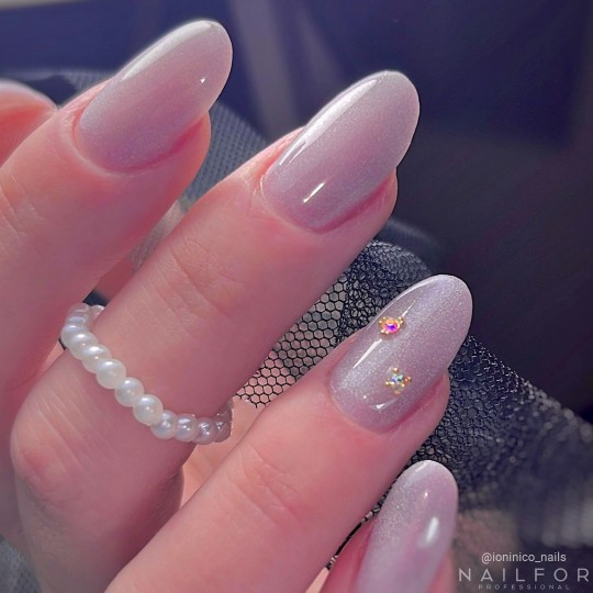 Esmalte de uñas semipermanente color: Cat eye 5d Rainbow - R3 Nailfor por 11,99 € 2