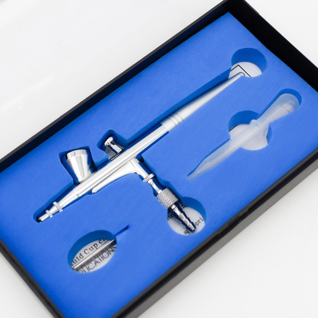 équipement de reconstruction des ongles : PISTOLET AÉROGRAPHE PROFESSIONNEL - NE COMPREND PAS LE MOTEUR 29,99 €