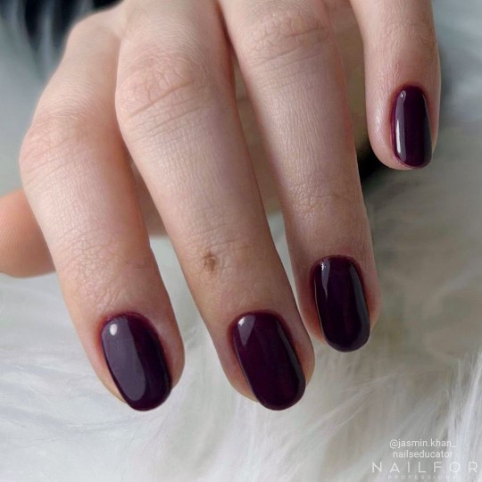 Vernis à ongles semi-permanent couleur : Fantasy Semi-permanent Gel Polish - 241 Nailfor 6,99 € 2