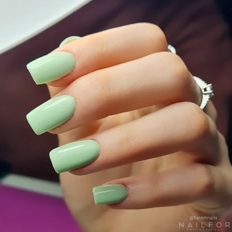 Semipermanente smalto colore per unghie: CHIC SMALTO SEMIPERMANENTE - 127 Nailfor 7,99 €