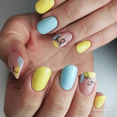 Vernis à ongles semi-permanent couleur : Chic SEMI-PERMANENT NAIL POLISH - 329 Nailfor €7.99