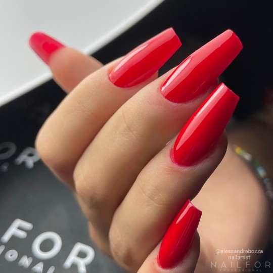Semipermanente smalto colore per unghie: CHIC SMALTO SEMIPERMANENTE - 261 Nailfor 7,99 € 2