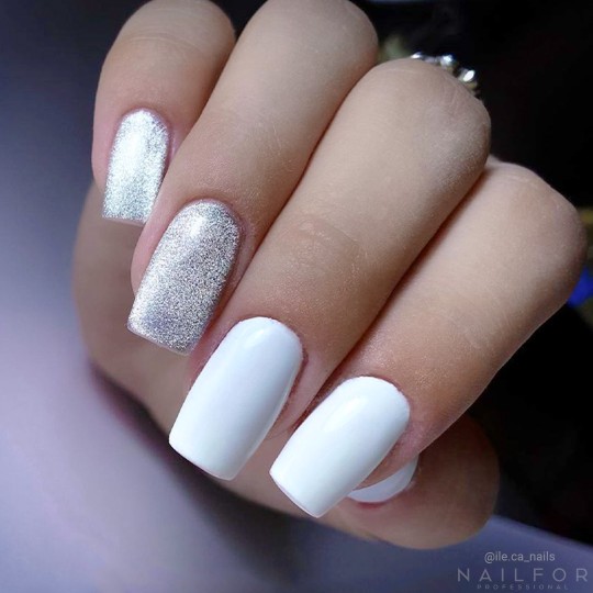 Semi-permanent nail polish color: Cat eye Galaxy Silver 25-CAT Nailfor €12.99 2
