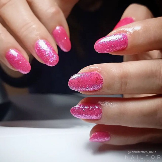 Semi-permanent nail polish color: Fantasy Platinum Semi-permanent Gel Polish - 07P Nailfor €7.99