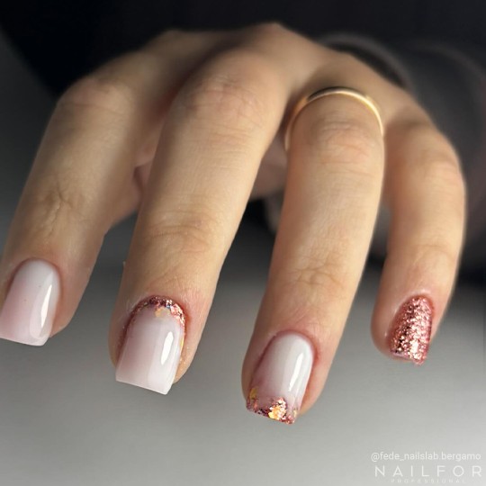 Semipermanente smalto colore per unghie: FANTASY Smalto Gel Semipermanente - 521 Nailfor 6,99 € 2