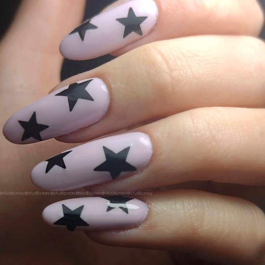Semi-permanent nail polish color: Fantasy Semi-permanent Gel Polish - 024FAN Nailfor €6.99 2