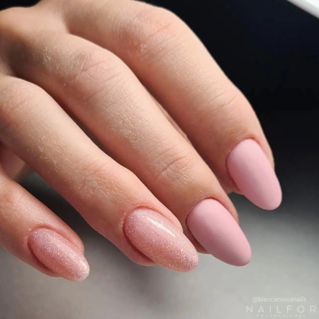 Gel per unghie ricostruzione MATT VELVET Top Coat Opaco Soft Touch 15ml Nailfor 11,99 €