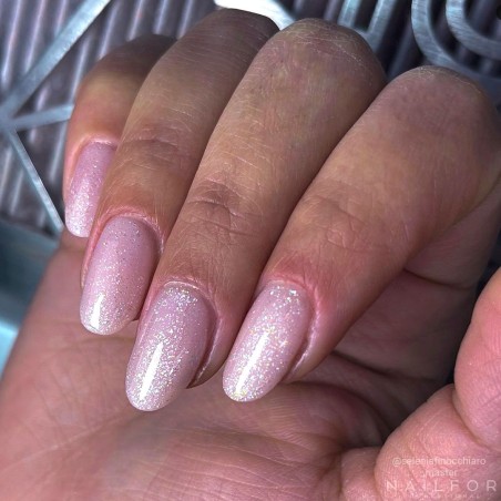 Semi-permanent nail polish color: Chic SEMI-PERMANENT NAIL POLISH - 375 Glitter Nailfor €7.99