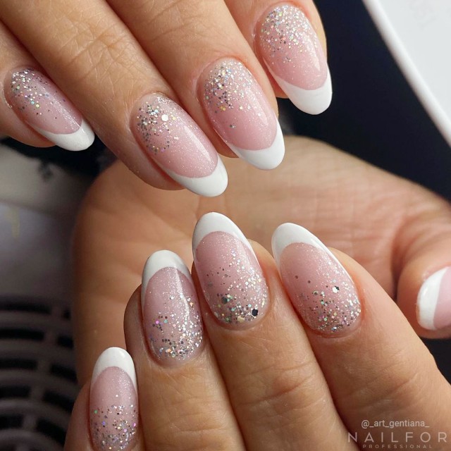 Esmalte de uñas semipermanente color: Fantasy Esmalte Gel semipermanente – 297 transparente con reflejos de glitter arcoíris...