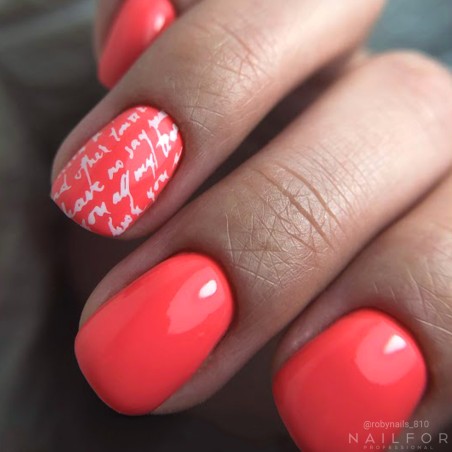 Esmalte de uñas semipermanente color: Chic ESMALTE DE UÑAS SEMIPERMANENTE - 080 CORAL Nailfor por 7,99 €