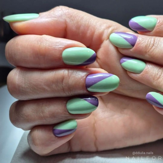 Esmalte de uñas semipermanente color: Chic ESMALTE DE UÑAS SEMIPERMANENTE - 478 Nailfor 7,99 € 2