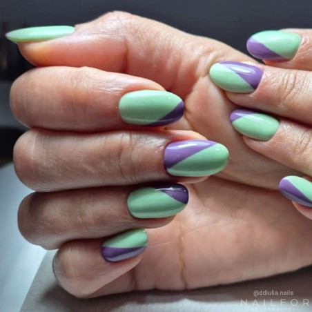 Esmalte de uñas semipermanente color: Chic ESMALTE DE UÑAS SEMIPERMANENTE - 478 Nailfor 7,99 €