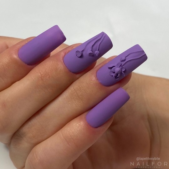 Semi-permanent nail polish color: Chic SEMI-PERMANENT NAIL POLISH - 479 Nailfor €7.99 2