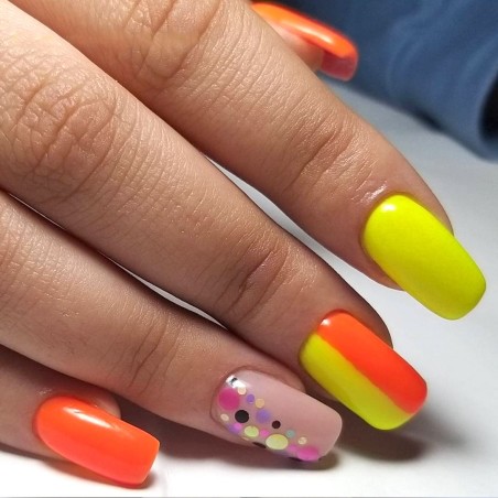 Semipermanente smalto colore per unghie: FANTASY Smalto Gel Semipermanente - 142FAN FLUO Nailfor 6,99 € Semipermanente smalto colore per unghie: FANTASY Smalto Gel Semipermanente - 142FAN FLUO Nailfor 6,99 €