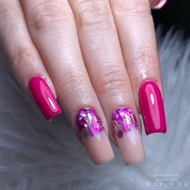 Semi-permanent nail polish color: Fantasy Semi-permanent Gel Polish - 046FAN Nailfor €6.99