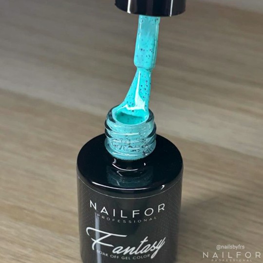 Semi-permanent nail polish color: Fantasy Semi-permanent Gel Polish - 397 confetti Nailfor €7.99 2