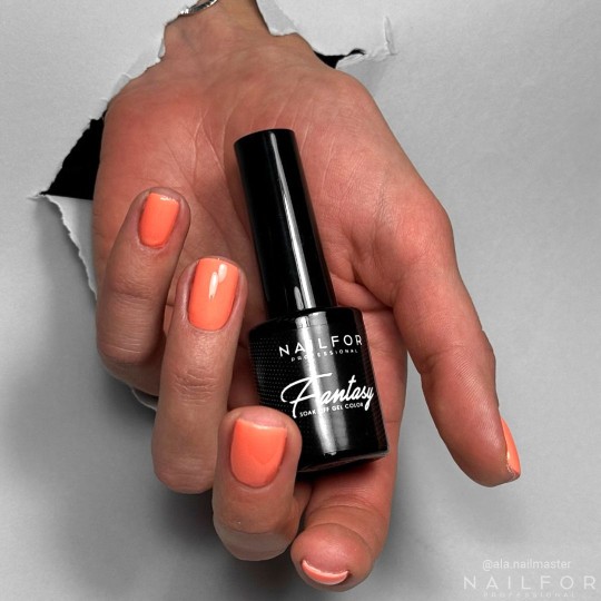 Vernis à ongles semi-permanent couleur : Fantasy Semi-permanent Gel Polish - 371 Nailfor 6,99 € 2
