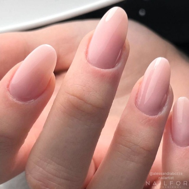 Gel reconstructeur pour ongles Top COAT Milk Pink - Milky Pink 15 ml Nailfor 13,99 €