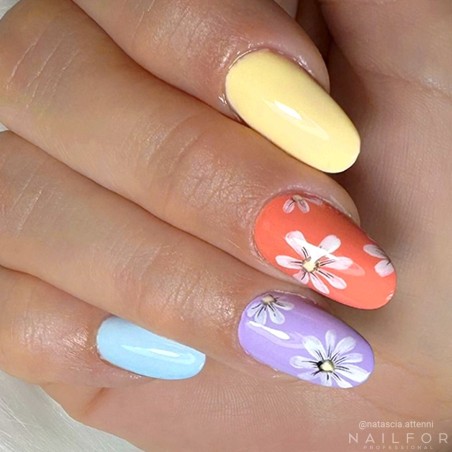 Semi-permanent nail polish color: Chic SEMI-PERMANENT NAIL POLISH - 539 Nailfor €7.99