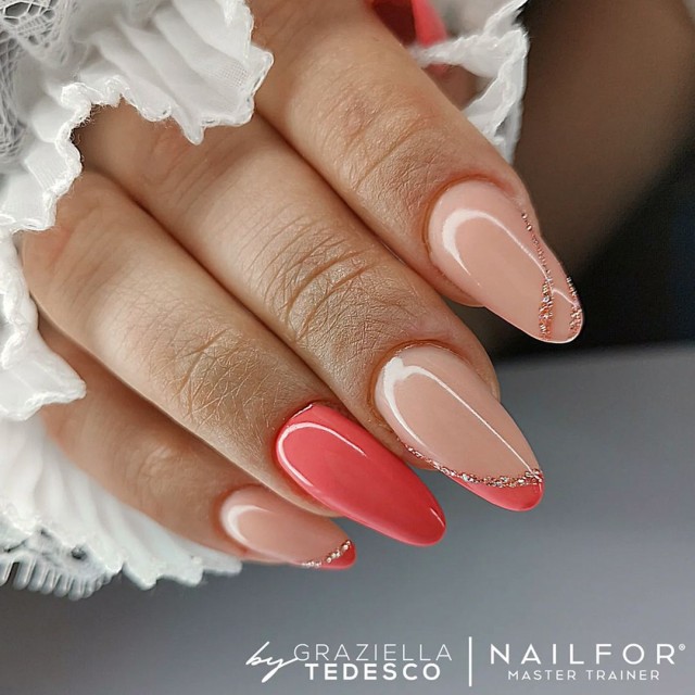 Vernis à ongles semi-permanent couleur : Fantasy Semi-permanent Gel Polish - 376 Nailfor 6,99 €