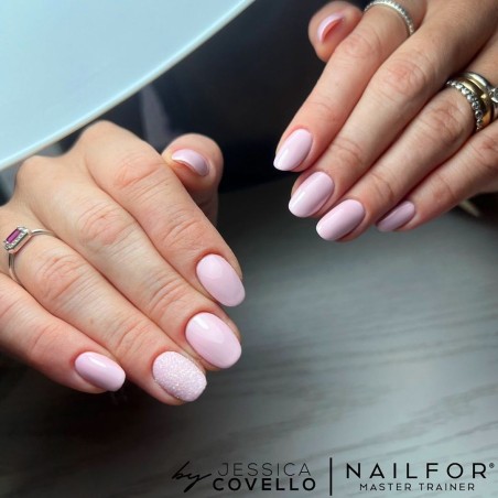 Semipermanente smalto colore per unghie: CHIC SMALTO SEMIPERMANENTE - 034 Nailfor 7,99 €