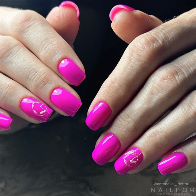 Semipermanente smalto colore per unghie: FANTASY Smalto Gel Semipermanente - 008FAN Nailfor 6,99 €