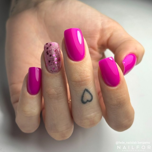 Vernis à ongles semi-permanent couleur : Fantasy Semi-permanent Gel Polish - 231 Nailfor 6,99 €