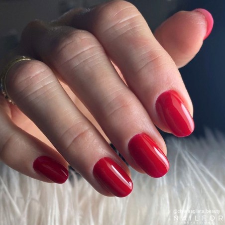 Semipermanente smalto colore per unghie: CHIC SMALTO SEMIPERMANENTE - 258 Rosso Natale Nailfor 7,99 €