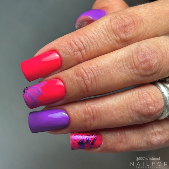 Semipermanente smalto colore per unghie: FANTASY Smalto Gel Semipermanente - 492 Nailfor 6,99 € 2