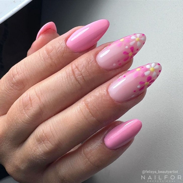 Vernis à ongles semi-permanent couleur : Chic SEMI-PERMANENT NAIL POLISH - 489 Nailfor €7.99