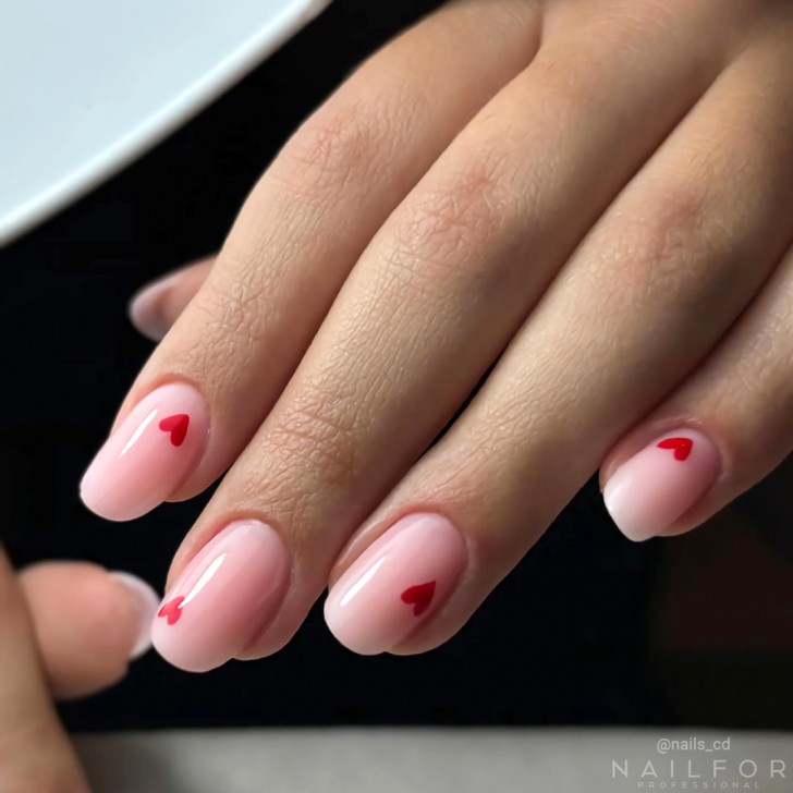 Vernis à ongles semi-permanent couleur : Fantasy Semi-permanent Gel Polish - 391 milky Nailfor pour 6,99 €