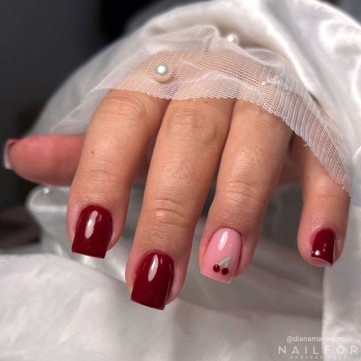 Semi-permanent nail polish color: Chic SEMI-PERMANENT NAIL POLISH - 519 Nailfor €7.99